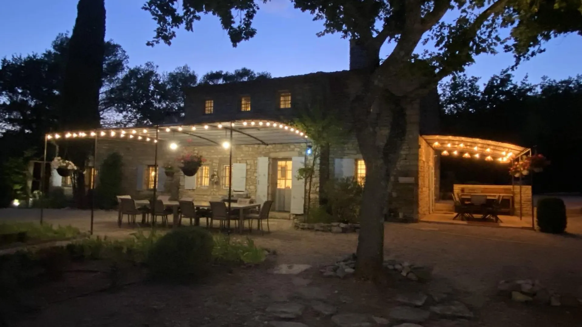 Mas De Veroncle, Piscine Et Quietude A Gordes Farma